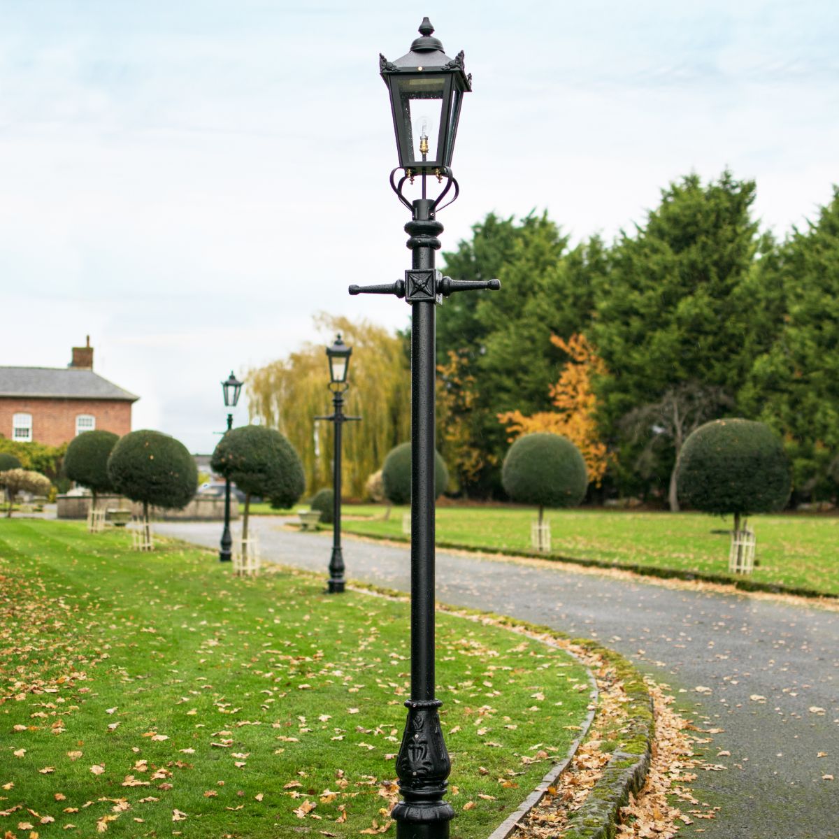 Black Victorian driveway lighting Black Victorian driveway lighting
