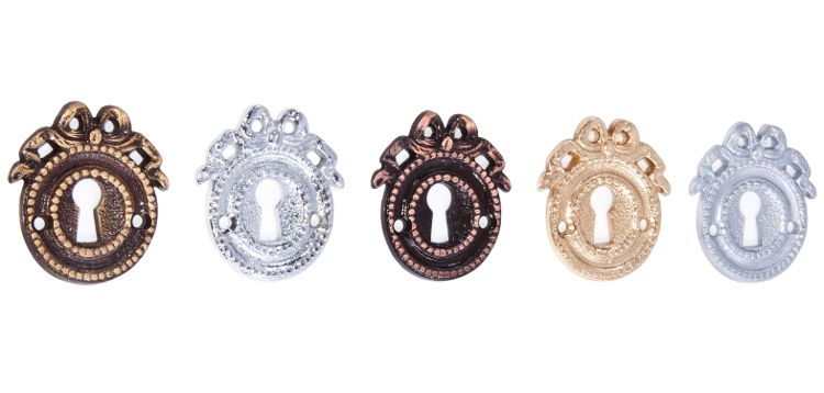 “Violetta Avenue" Bow Escutcheon “Violetta Avenue" Bow Escutcheon