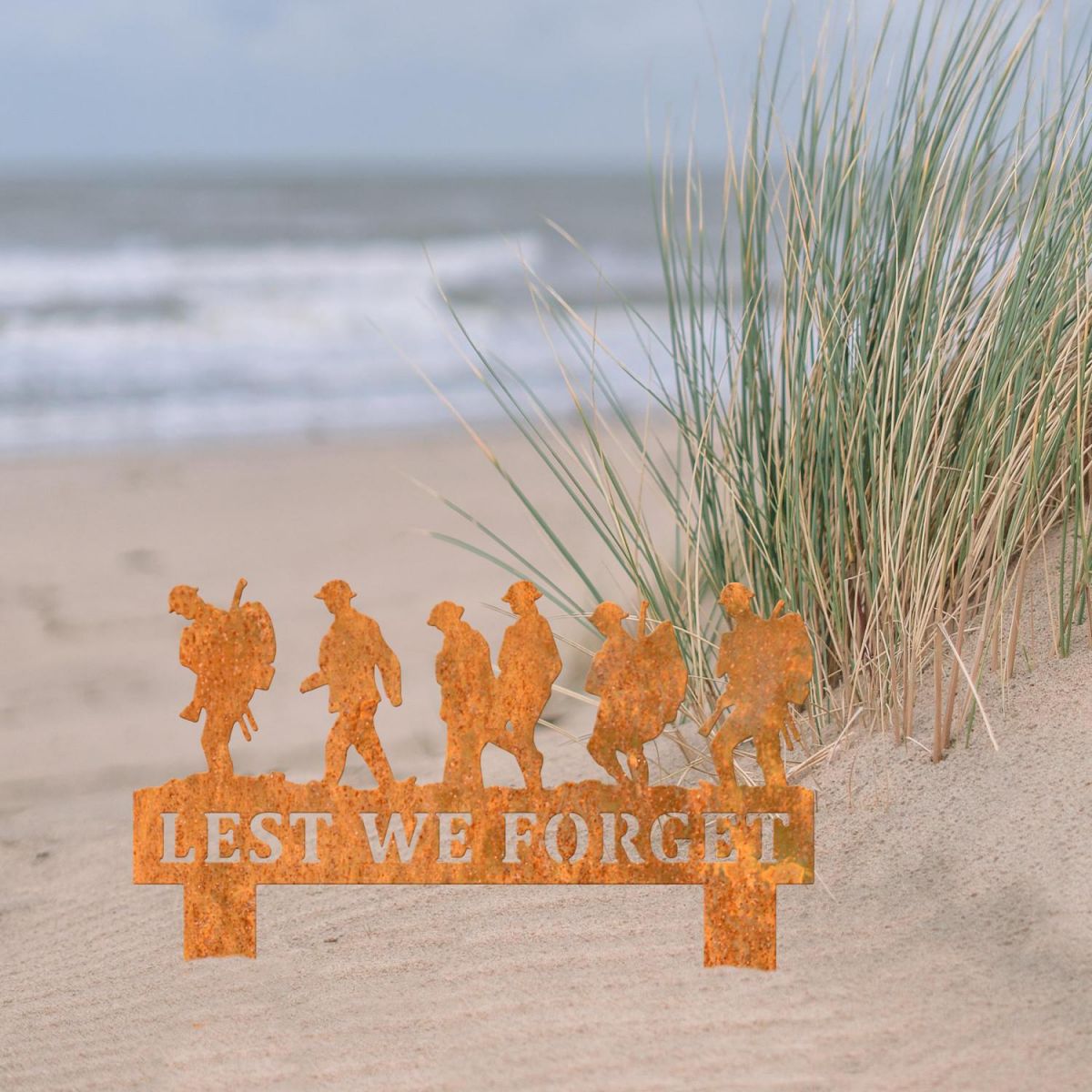 Walking Soldiers "Lest We Forget" Memorial Ground Spike in Rustic Finish in Situ