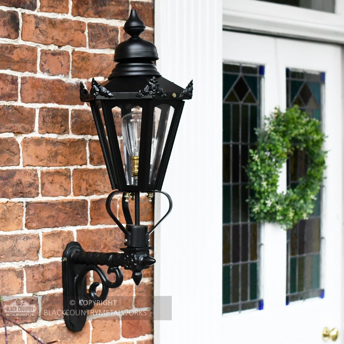 Wall Mounted Concordia hexagonal exterior lantern