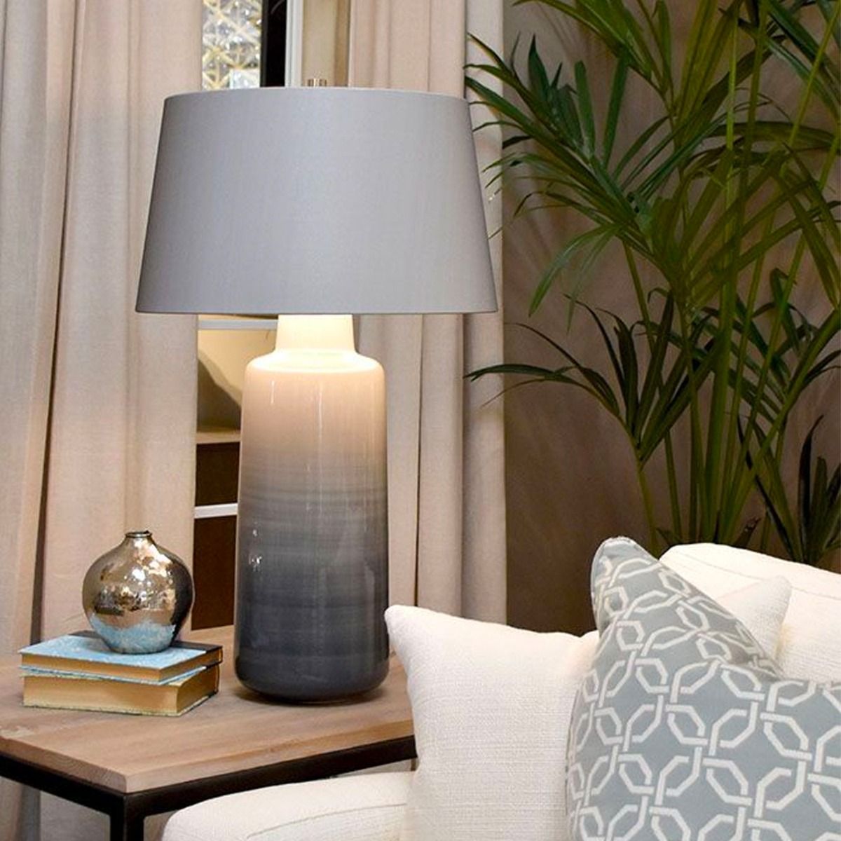 White and Blue Lamp In Situ White and Blue Lamp In Situ