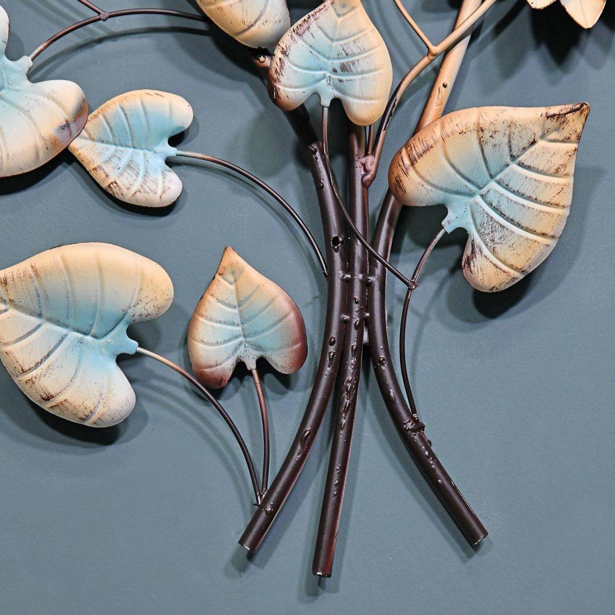 Close-up of the Rustic Cream and Blue Leaves