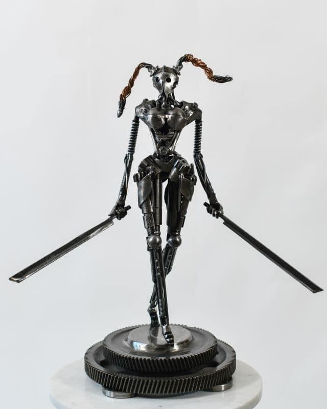 Bespoke Woman Warrior Artist Sculpture - Thumbnail
