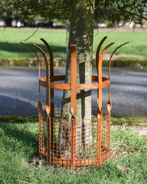 Wrought Iron "Beeston" Rustic Tree Guard Wrought Iron "Beeston" Rustic Tree Guard