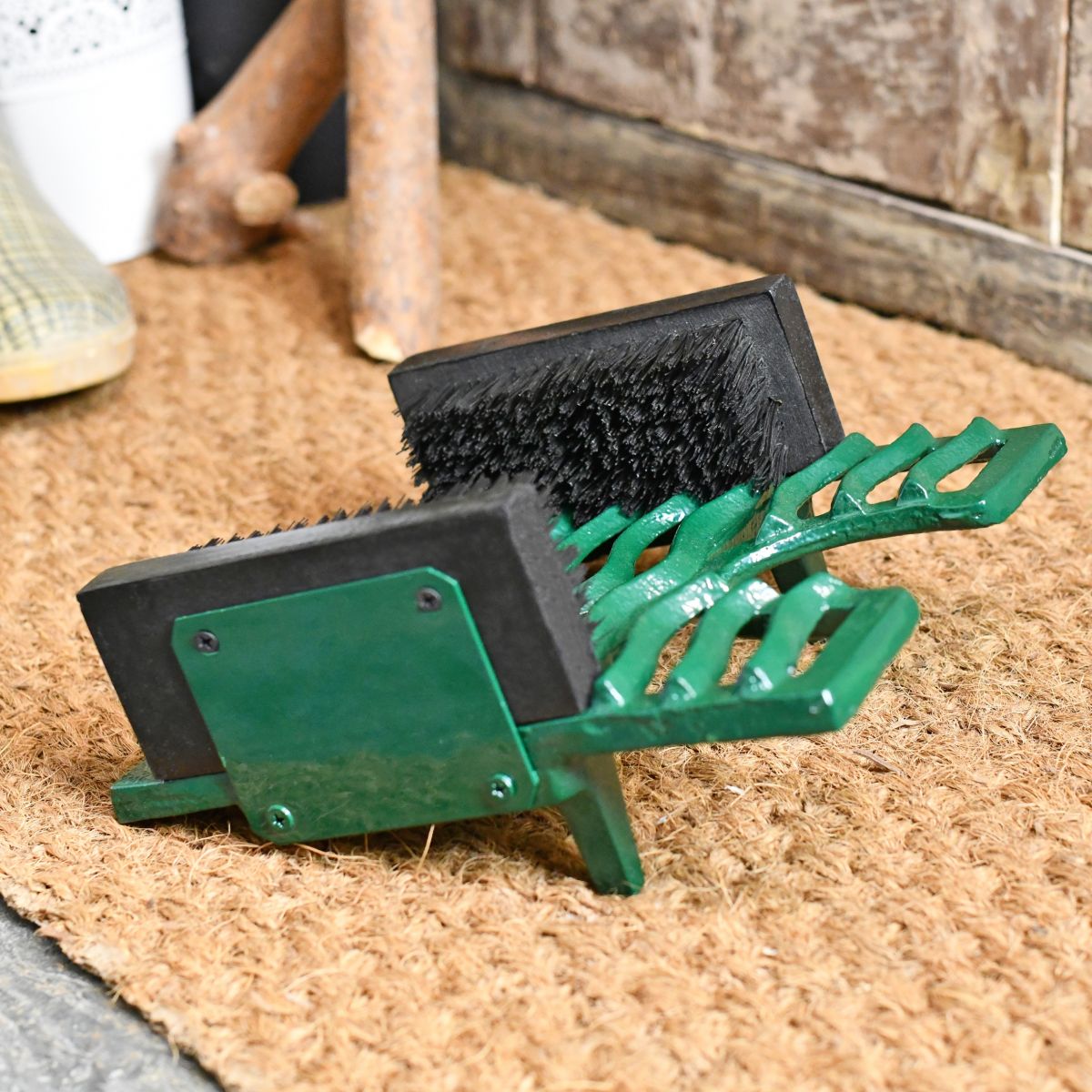 Cast iron robust Boot or shoe cleaner