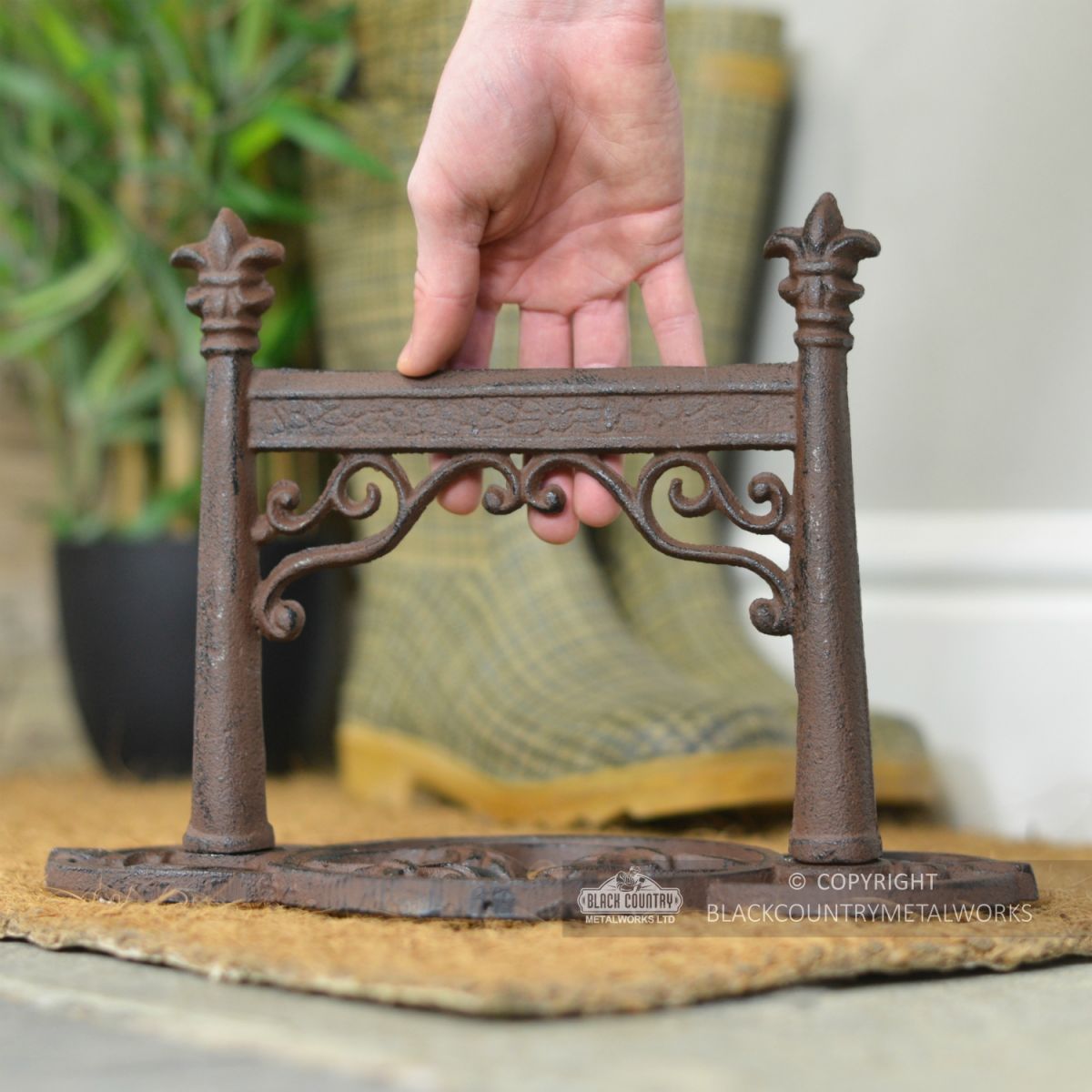 Rustic Cast Iron Fleur De Lys Boot Scraper