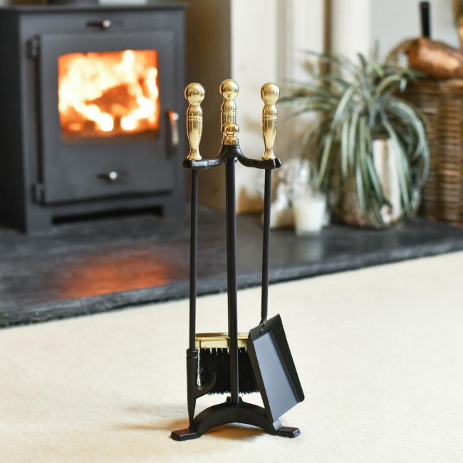 Simplistic Contemporary Fireside Companion Set in Situ Simplistic Contemporary Fireside Companion Set in Situ