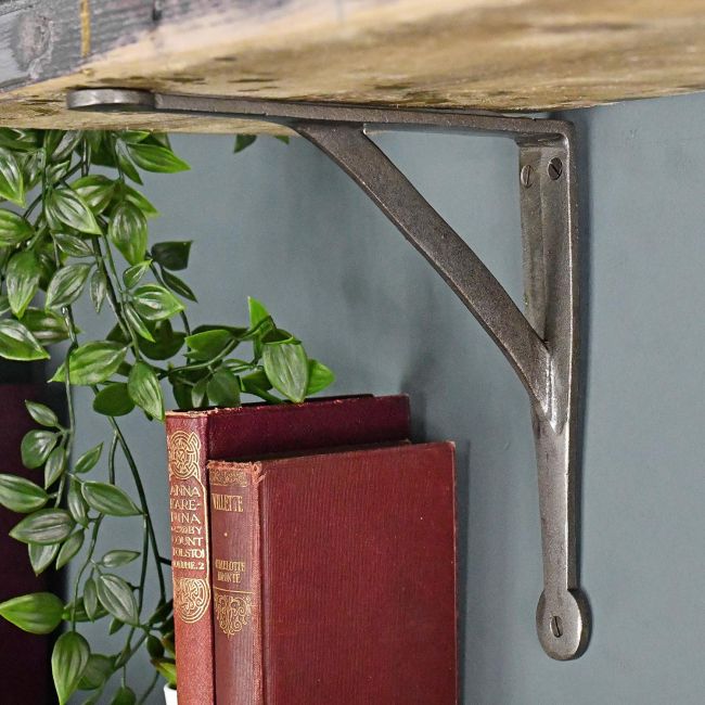 Cast Iron Architectural Shelf Bracket 21.5 x 21.5cm