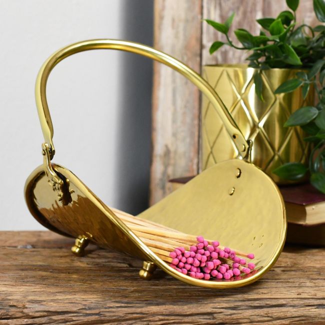 Stylish polished brass match holder with hinged carry handle Stylish polished brass match holder with hinged carry handle