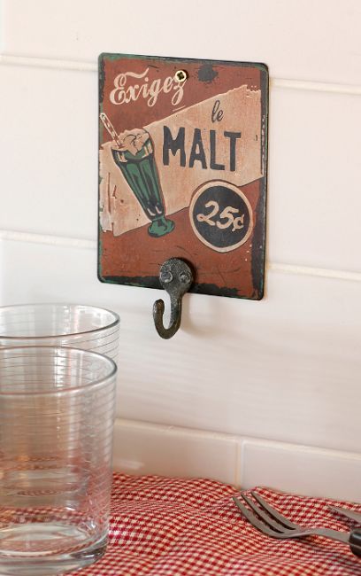 Advert Hook - Exigez le Malt Advert Hook - Exigez le Malt