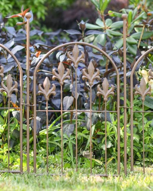 Rustic Finish Steel Garden Border