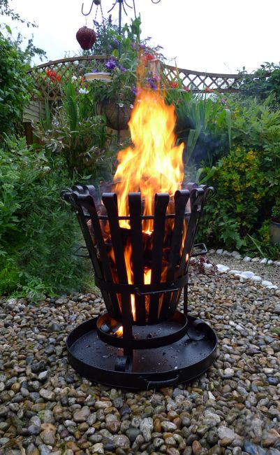 Black "Hereford" Brazier & Barbecue Black "Hereford" Brazier & Barbecue