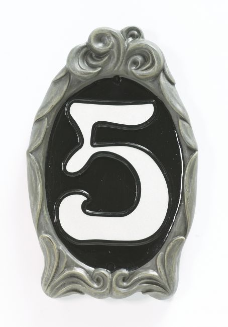 "Classic Black" Reflective Cameo House Sign