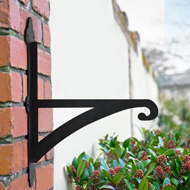 Plain Iron Hanging Basket Bracket in Situ