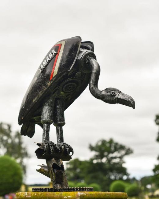 "Rocky" the Recycled Metal Vulture Sculpture "Rocky" the Recycled Metal Vulture Sculpture