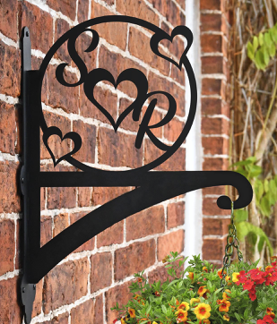 S&R Love Heart Hanging Basket Bracket S&R Love Heart Hanging Basket Bracket