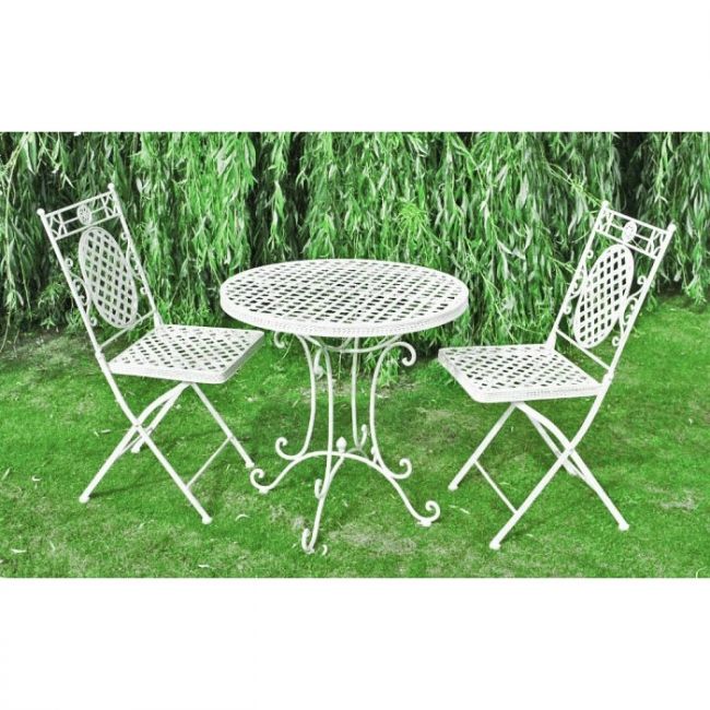 “Aunt Hilda" Twin Furniture Set in Cream “Aunt Hilda" Twin Furniture Set in Cream