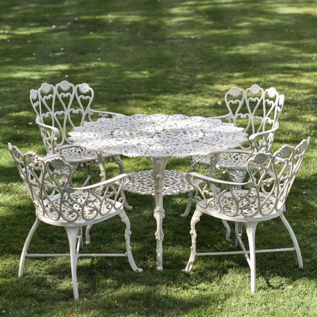 Solid Cream "Wootton House" Four Seat Dining Set Solid Cream "Wootton House" Four Seat Dining Set