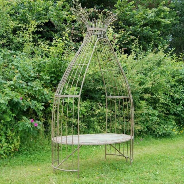 "Teardrop" Rustic Arbour "Teardrop" Rustic Arbour