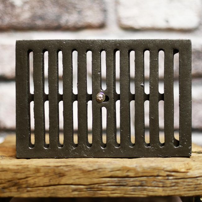 Cast iron Adjustable air vent 9" x 6" Cast iron Adjustable air vent 9" x 6"