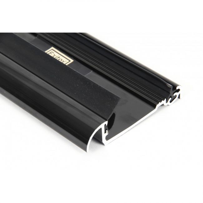Black Macclex 15/56 Threshold - 1219mm