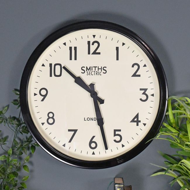 Cream Smiths Retro Wall Clock