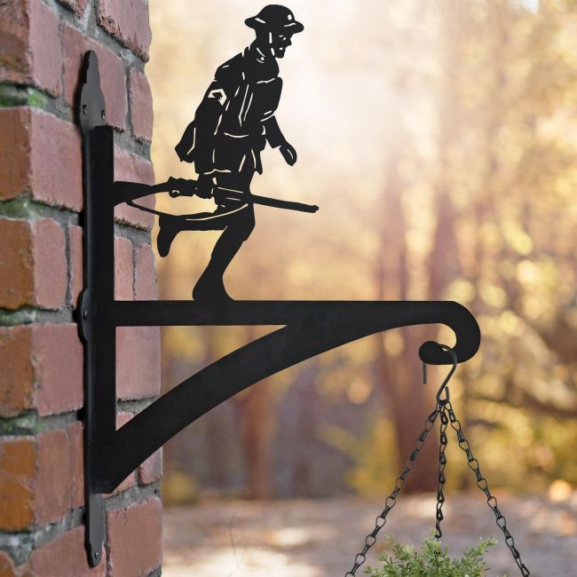 Running Soldier Hanging Basket Bracket 