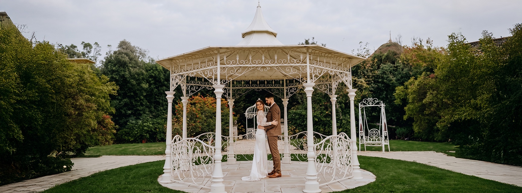 Extended_wedding_picture_banner