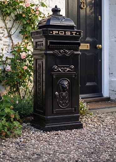 Pillar & Pedestal Post Boxes