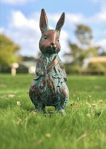 Hare & Rabbit Sculptures Hare & Rabbit Sculptures
