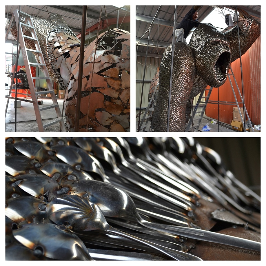 Spoon Gorilla in the Making