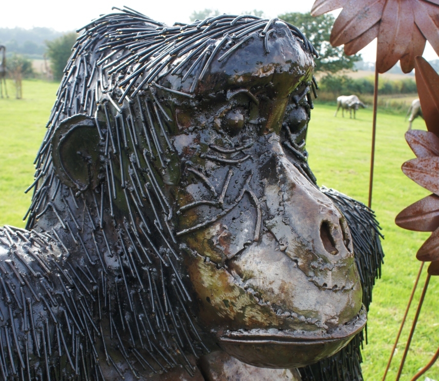 Close up of gorilla sculpture 